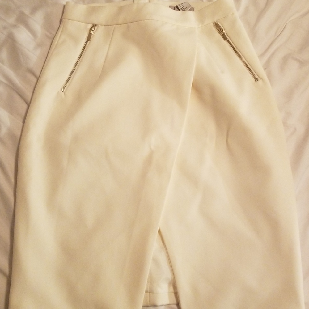 Pencil skirt